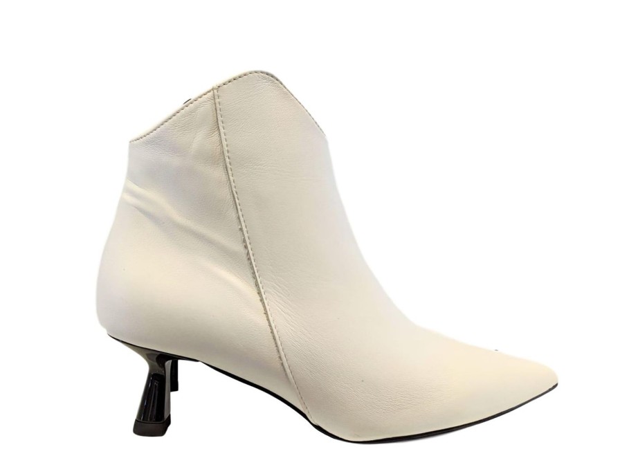 Scarpe Tacco 12 | Tronchetto "Virgola" In Pelle Bianco